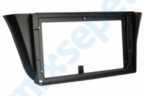 İveco Daily 9″ Multimedya Çerçevesi Model 22-744
