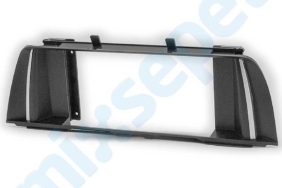 BMW 5 Serisi 9” Multimedya Çerçevesi 22-660