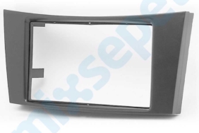Mercedes Benz E Class W211 Multimedya Çerçevesi