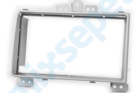 Hyundai i20 Troy 11-677 Multimedya Çerçevesi